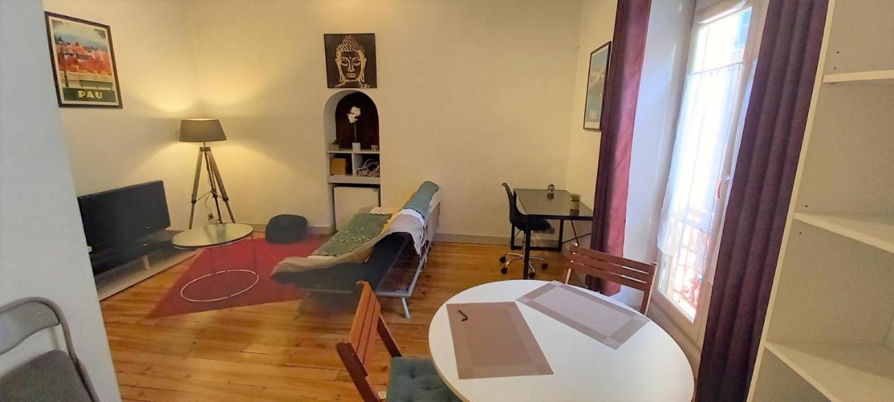 Le Gambetta T2 Cosy Hypercentre Wifi Fibre Avec Parking Apartment Pau Exterior foto