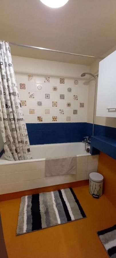 Le Gambetta T2 Cosy Hypercentre Wifi Fibre Avec Parking Apartment Pau Exterior foto