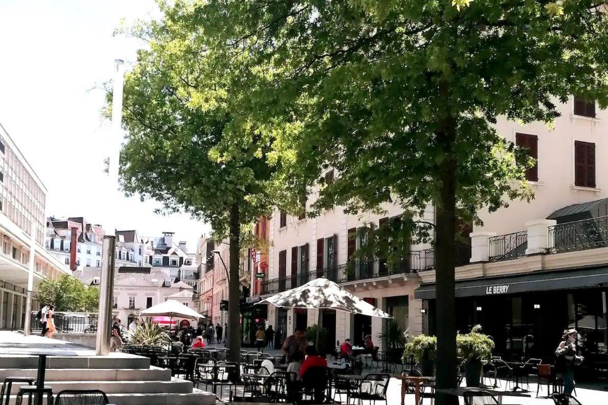 Le Gambetta T2 Cosy Hypercentre Wifi Fibre Avec Parking Apartment Pau Exterior foto