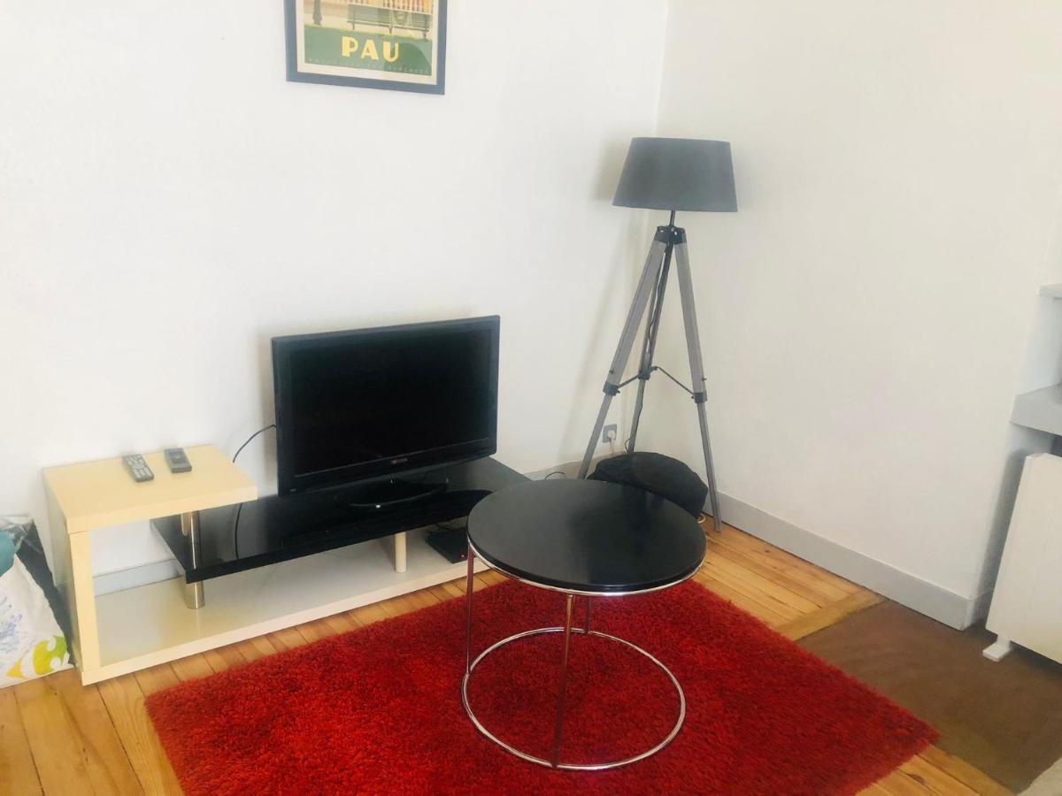 Le Gambetta T2 Cosy Hypercentre Wifi Fibre Avec Parking Apartment Pau Exterior foto